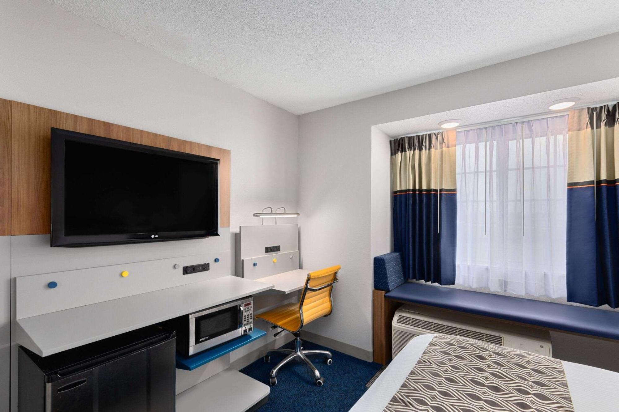 Microtel Inn Bowling Green Exterior foto